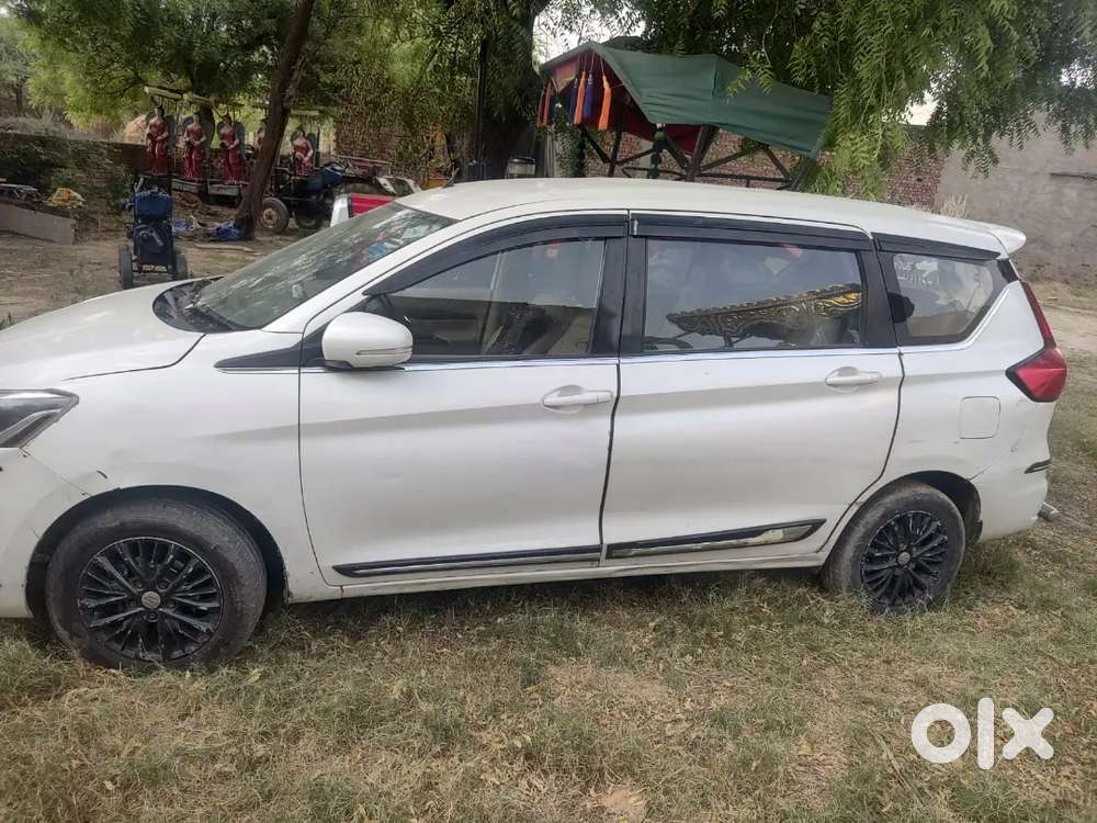 Maruti Suzuki Ertiga 2022 Petrol 130000 Km Driven