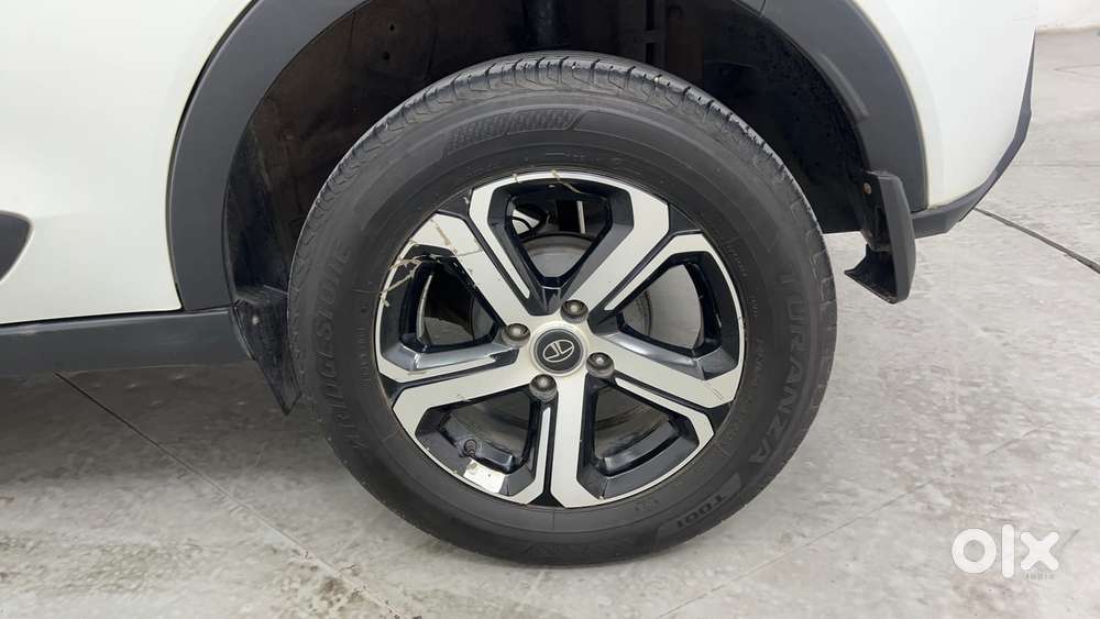 Tata Nexon 1.2 Revotron Xz Plus (s), 2023, Petrol