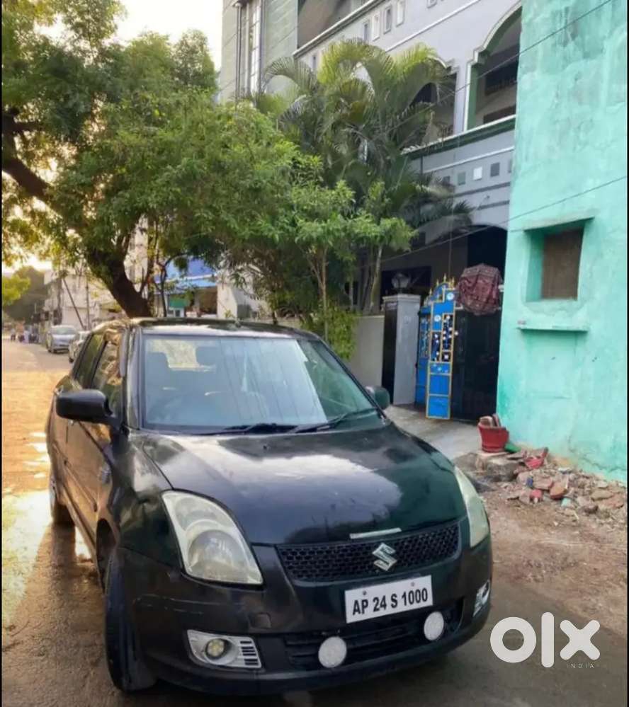 Maruti Suzuki Dzire 2009 Petrol 130000 Km Driven