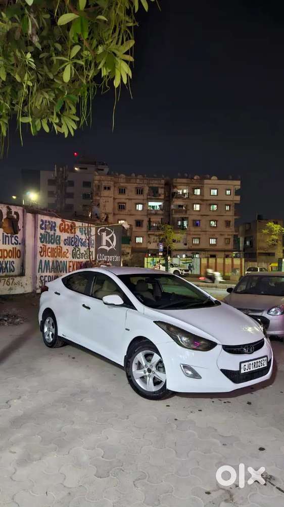 Well-maintained Hyundai Elantra Diesel (dec 2013) Excellent Condition