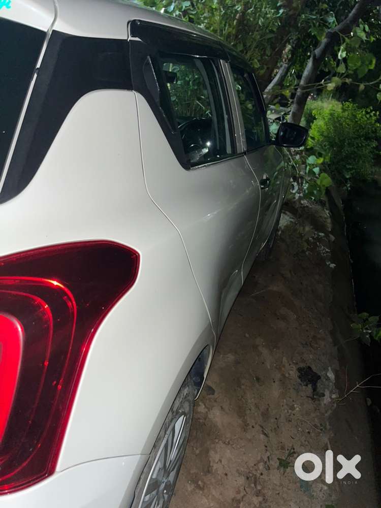 Swift Maruti Lxi 2024