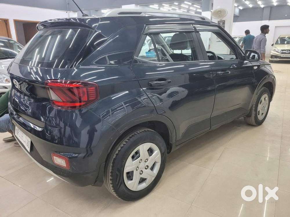 Hyundai Venue S, 2020, Petrol