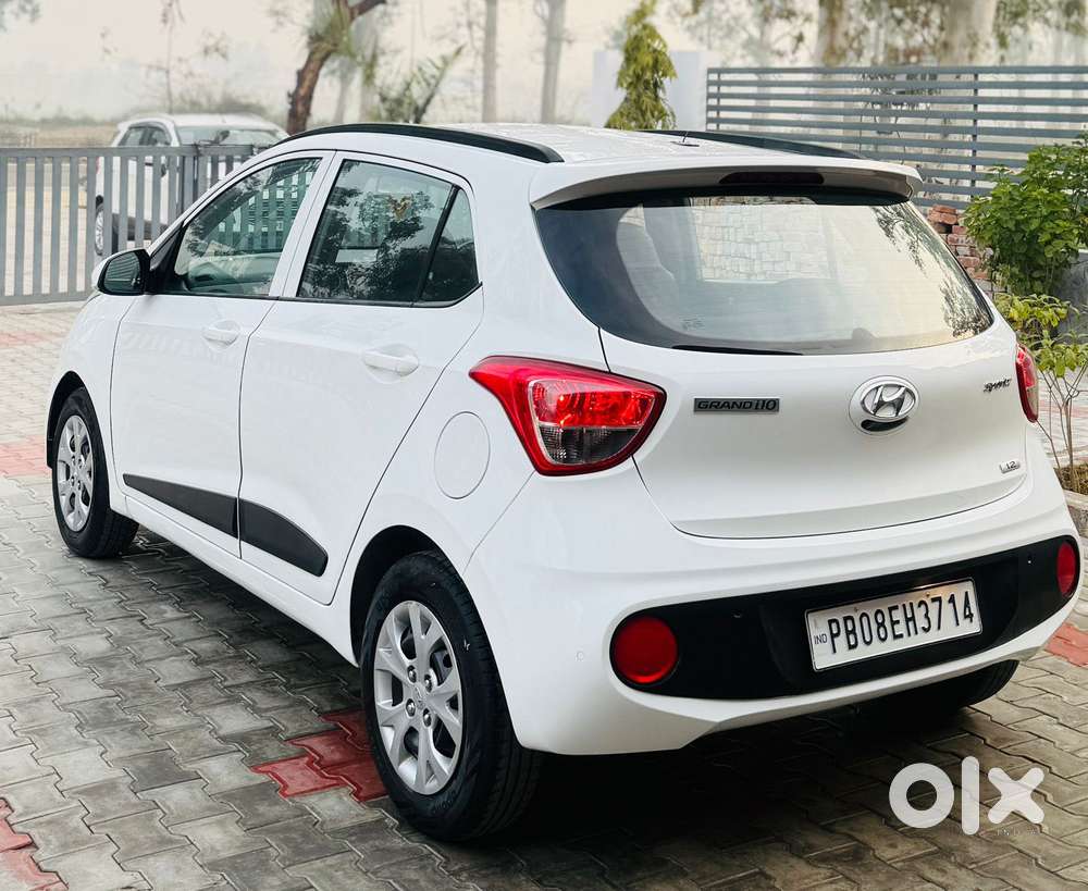 Hyundai I10 Sportz At, 2019, Petrol