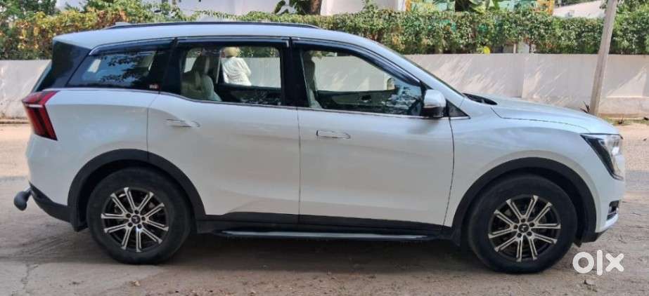 Mahindra Xuv700 2.2 Ax 7 Diesel Mt Luxury Pack Str, 2024, Diesel
