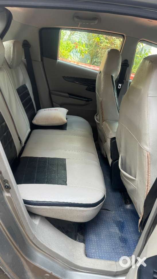 Mahindra Kuv 100 Mfalcon D75 K2, 2017, Diesel