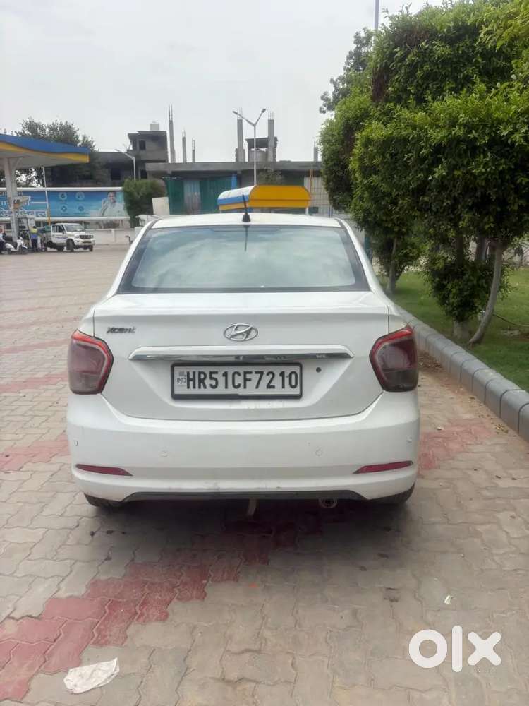 Hyundai Xcent Base 2017