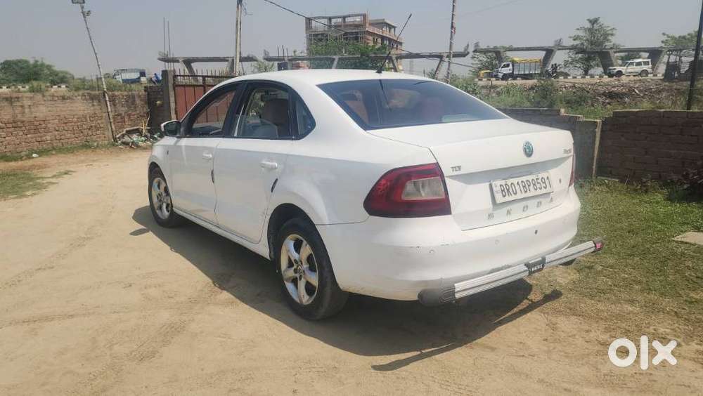 Skoda Rapid 1.5 Tdi Manual Active  Ambition Style, 2013, Petrol