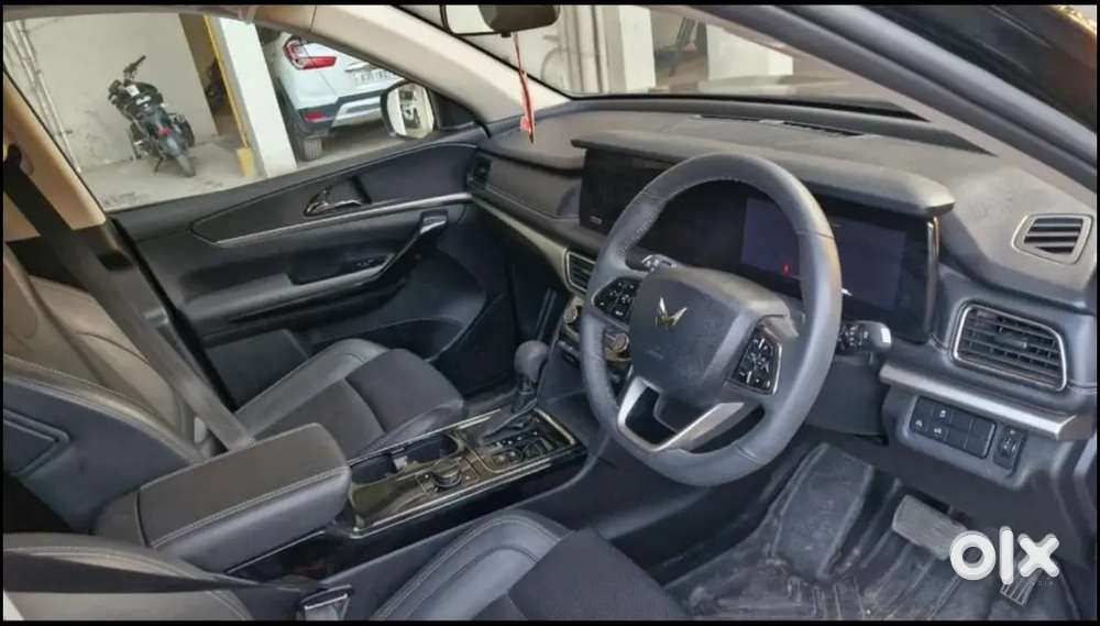 Mahindra Xuv700 Diesel 2025