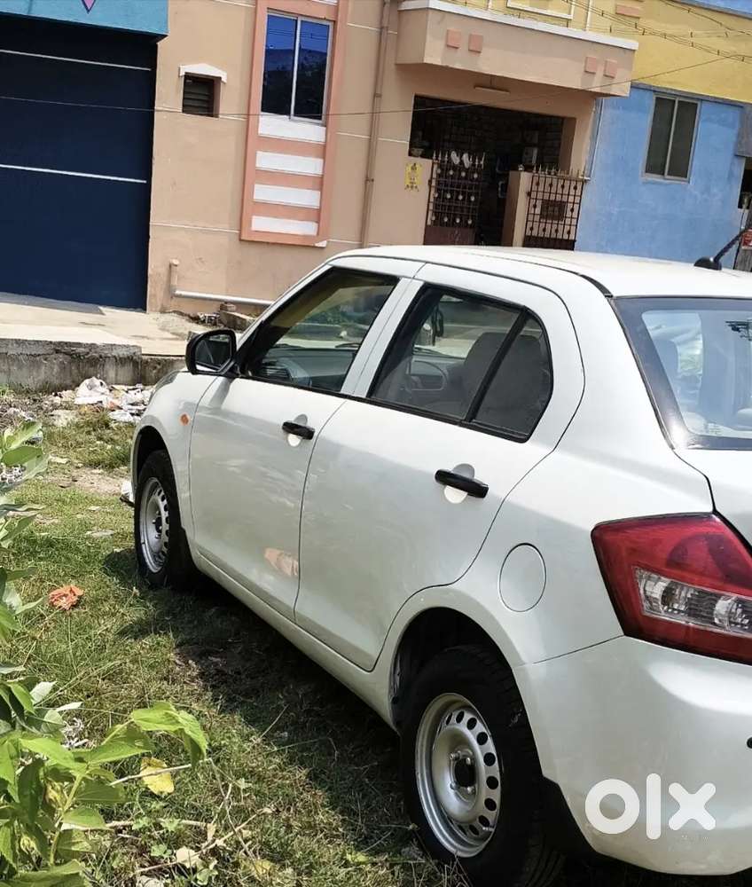 Maruti Suzuki Dzire Tour 2018