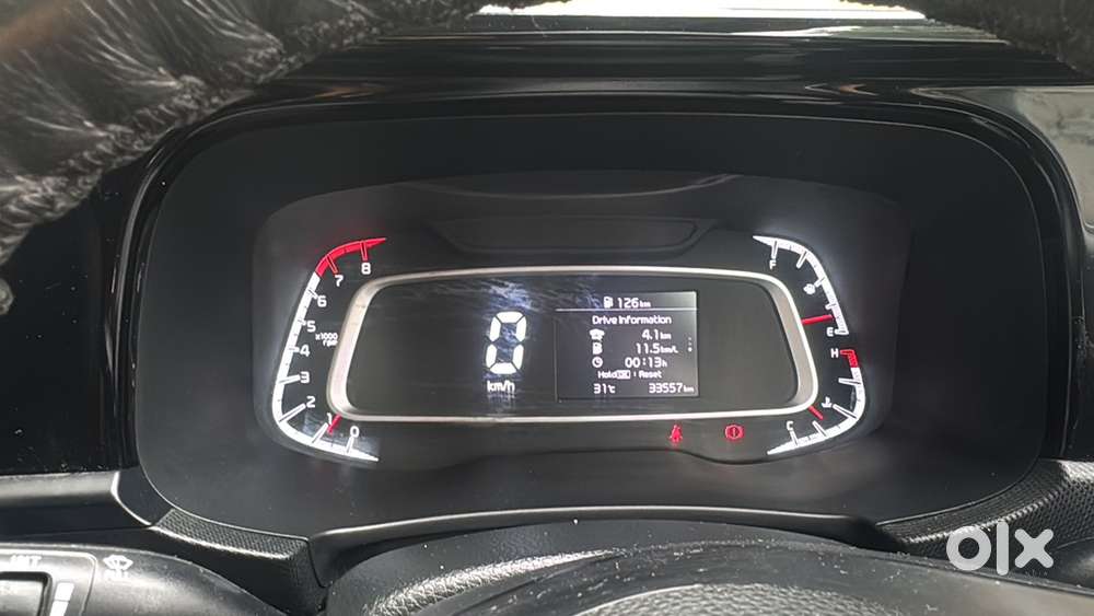 Kia Sonet Petrol Manual 2021