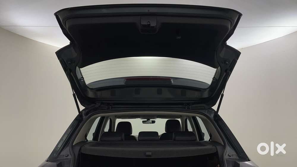 Volkswagen Taigun Topline 1.0 Tsi At (electric Seats), 2022, Petrol