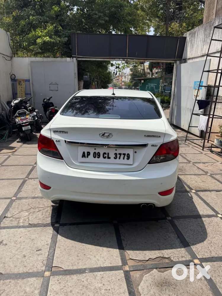 Excellent Condition Hyundai Verna 1.6 Crdi Sx  Single Owner  Only 69