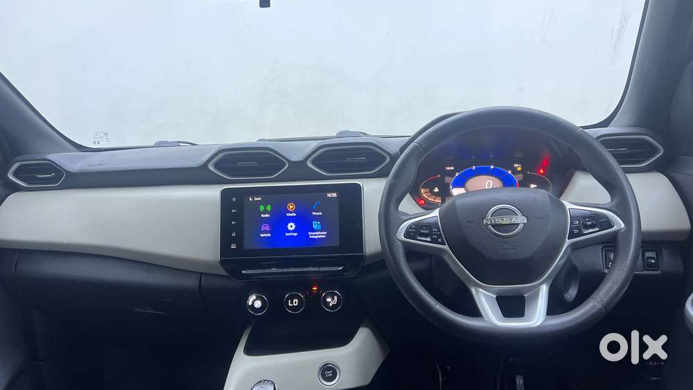Nissan Magnite Xv Turbo, 2022, Petrol