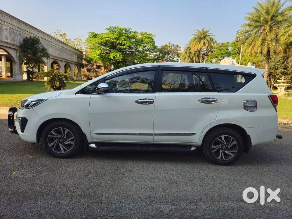 Toyota Innova Crysta 2.4 V 8 Str, 2021, Diesel