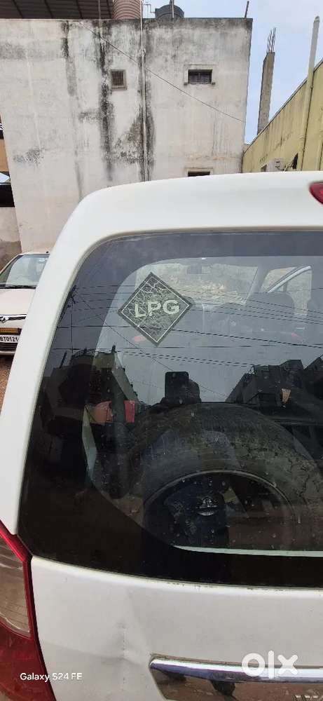 Maruti Suzuki Wagnor R 2011 Model Petrol + Lpg Company Fitted