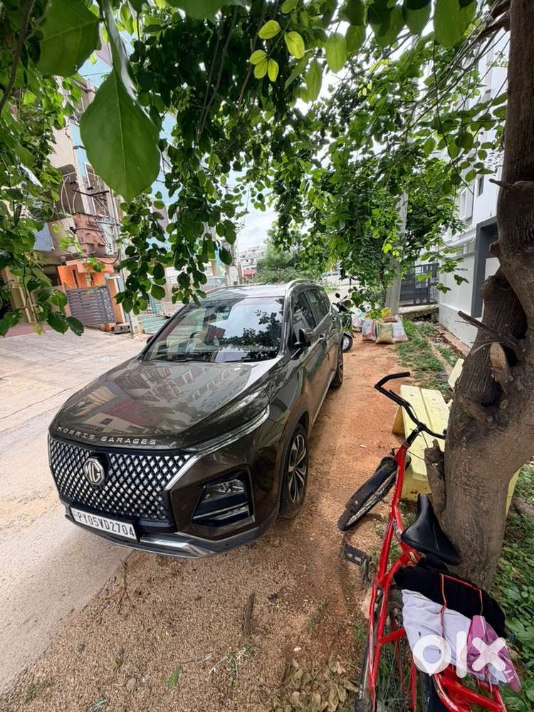 Mg Hector Plus Petrol 2023 Savvy