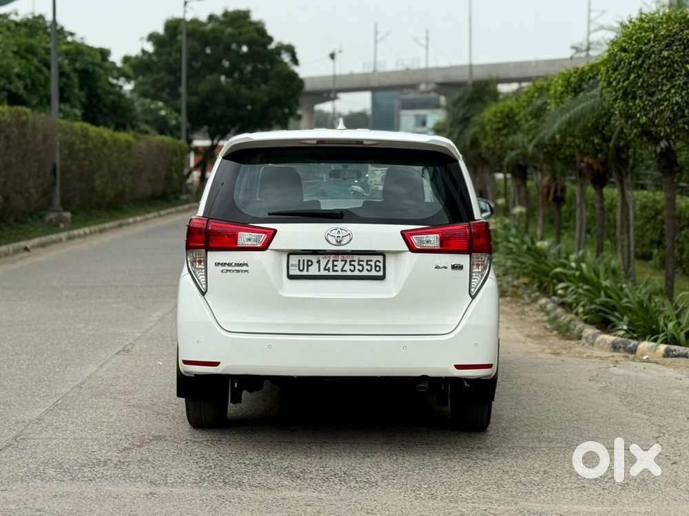 Toyota Innova Crysta [2020-ongoing] 2.4 Gx 7 Str, 2022, Diesel
