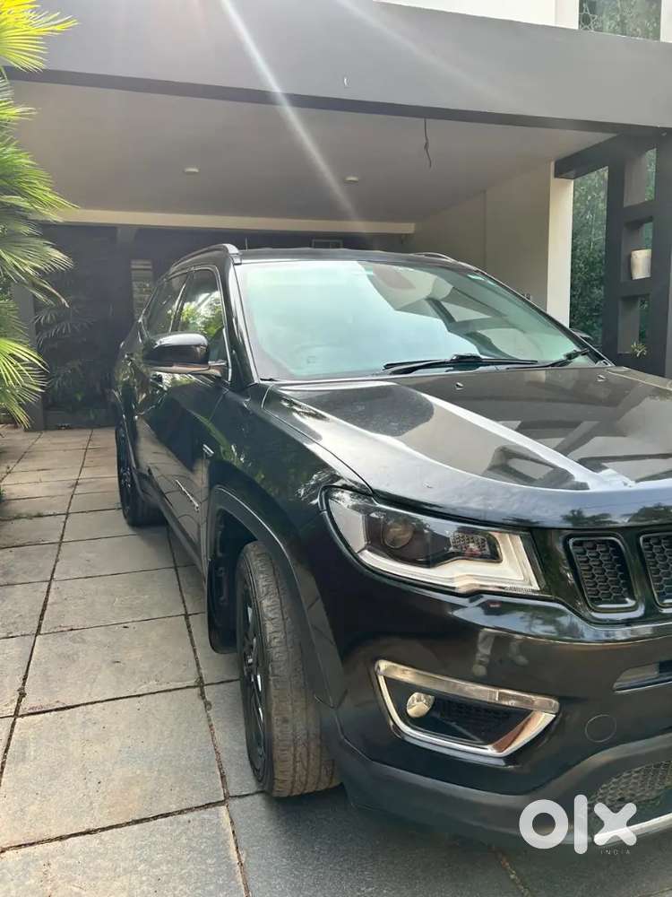 Jeep Compass Limited 2.0 Diesal Manual Black , Excellent Condtion Sale