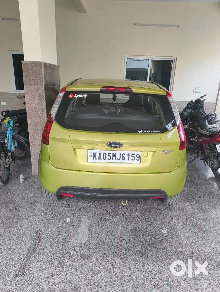 Ford Figo 1.2 Petrol 2011