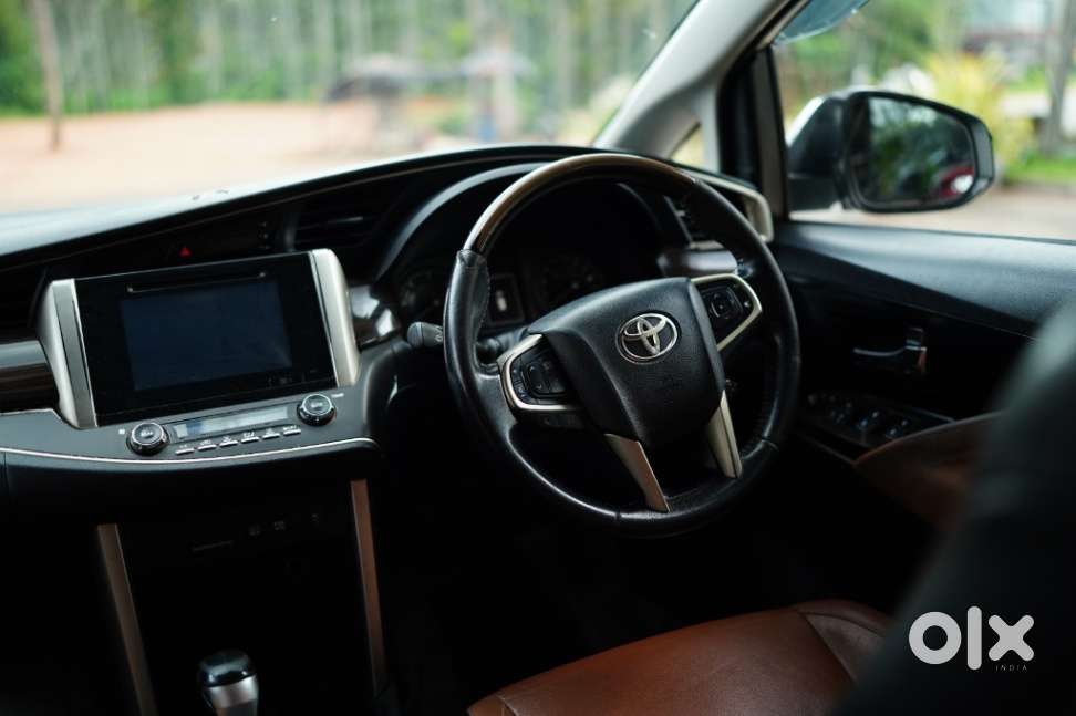 Toyota Innova Crysta 2.8 Z, 2017, Diesel