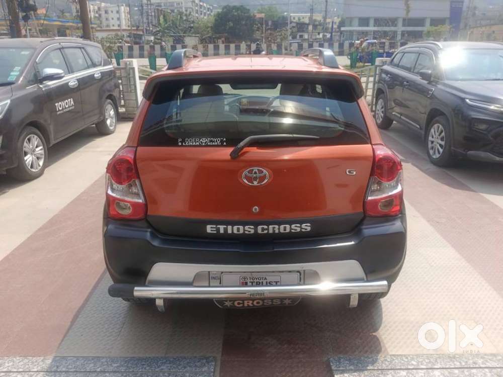 Toyota Etios Cross 1.2l G, 2017, Petrol