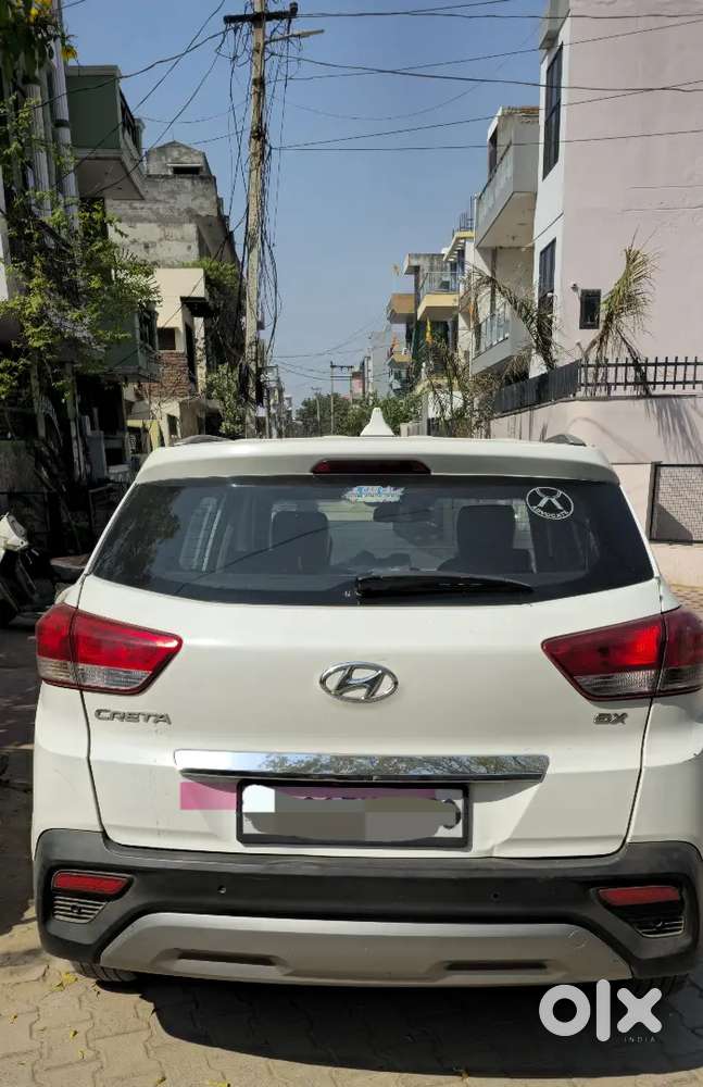 Creta Cng & Petrol