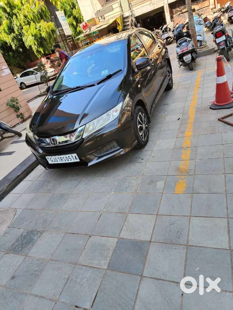 Honda City 2016 Petrol + Cng & Hybrids 120000 Km Driven