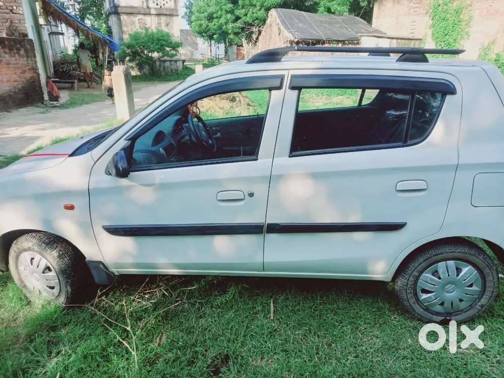 2015 Alto 800 Lxi • Only 13,000 Km • 2nd Owner • Petrol