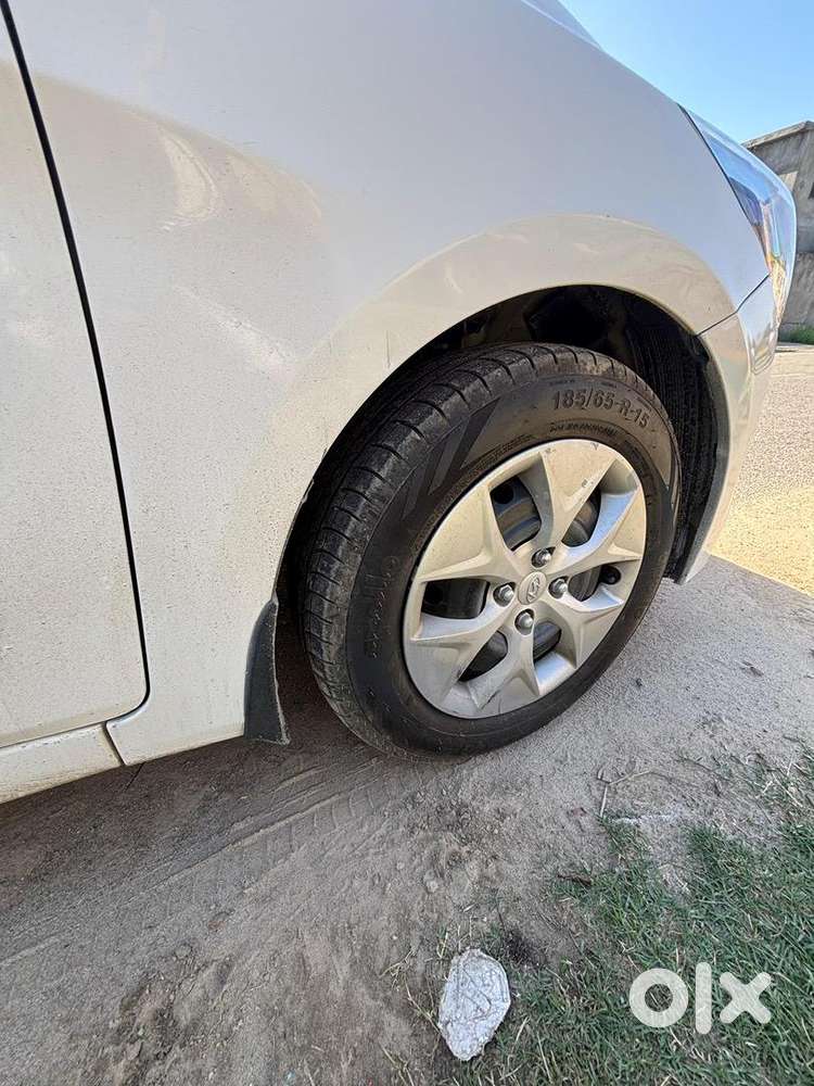 Hyundai Verna 2016 Diesel 102000 Km Driven