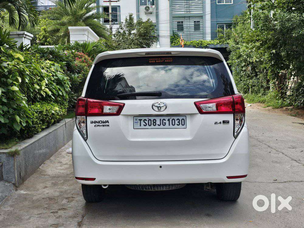 Toyota Innova Crysta