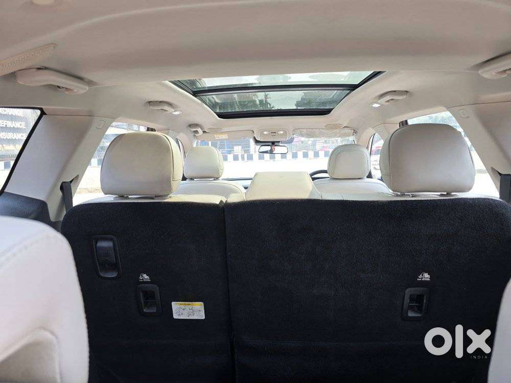 Mahindra Xuv700 2.0 Ax 7 Petrol At Luxury Pack Str, 2023, Petrol