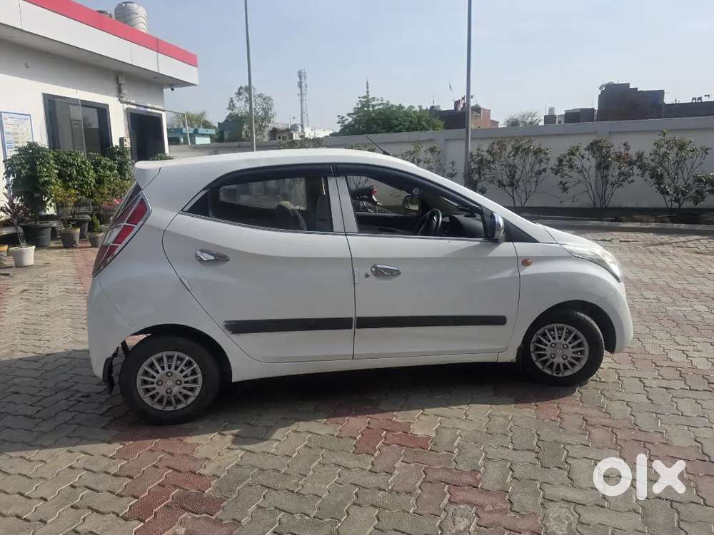 Hyundai Eon 2015 Cng & Petrol Good Condition.