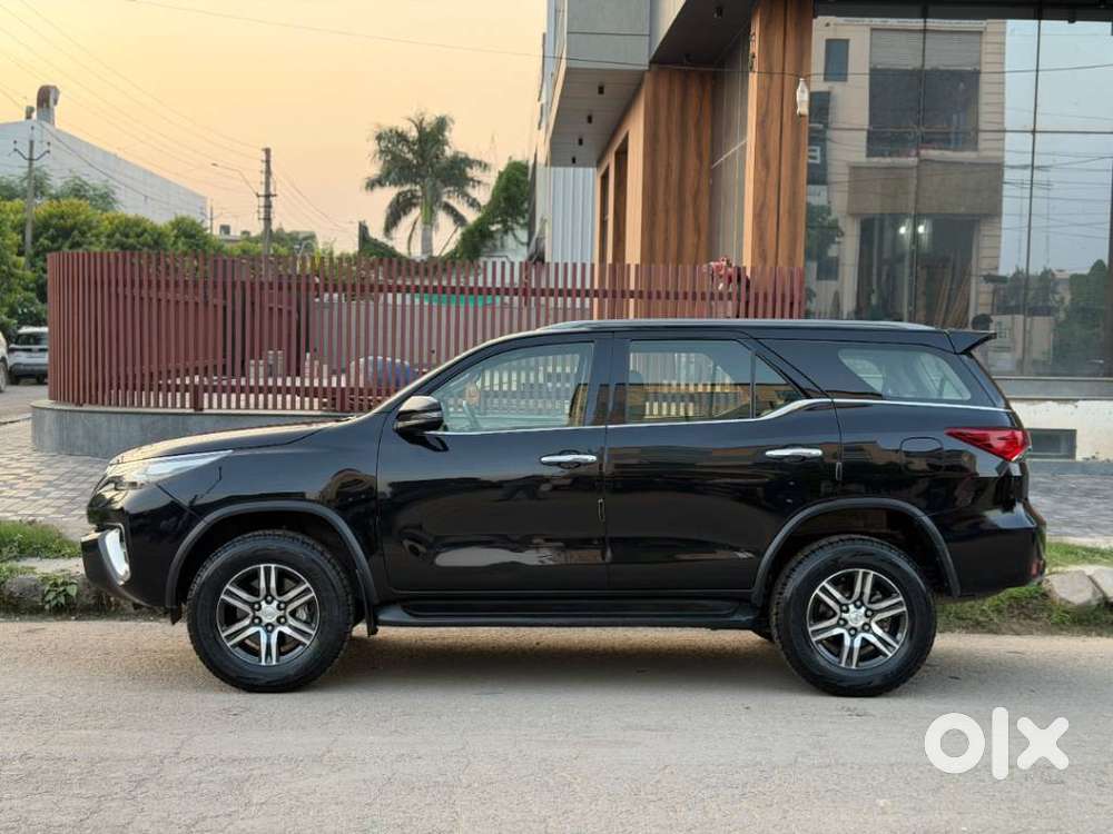 Toyota Fortuner 3.0 4x2 Automatic, 2019, Diesel