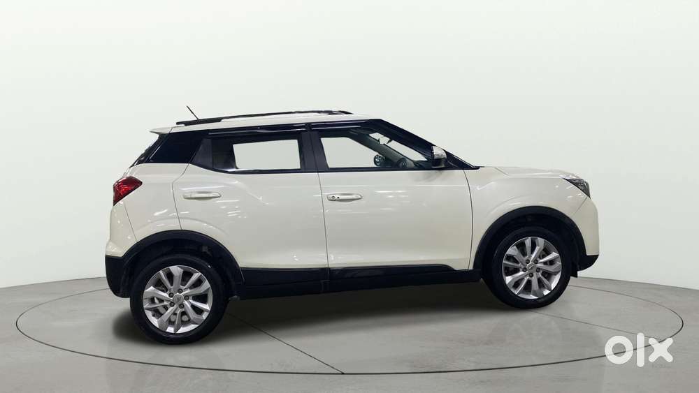 Mahindra Xuv300 W8, 2021, Petrol