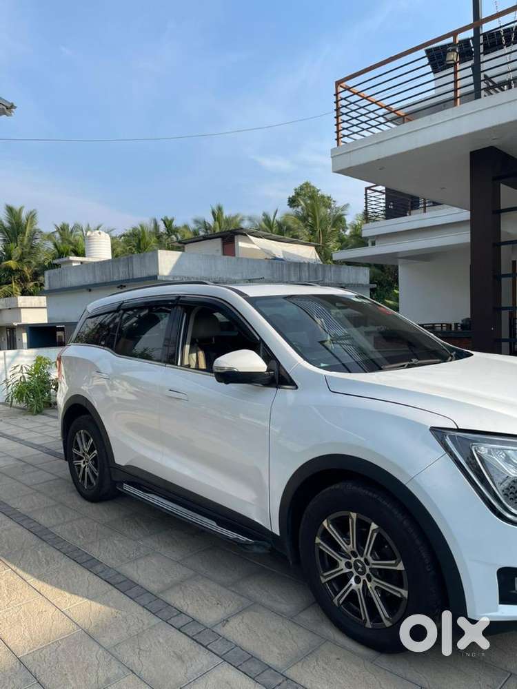 Mahindra Xuv700 2022 Diesel Well Maintained