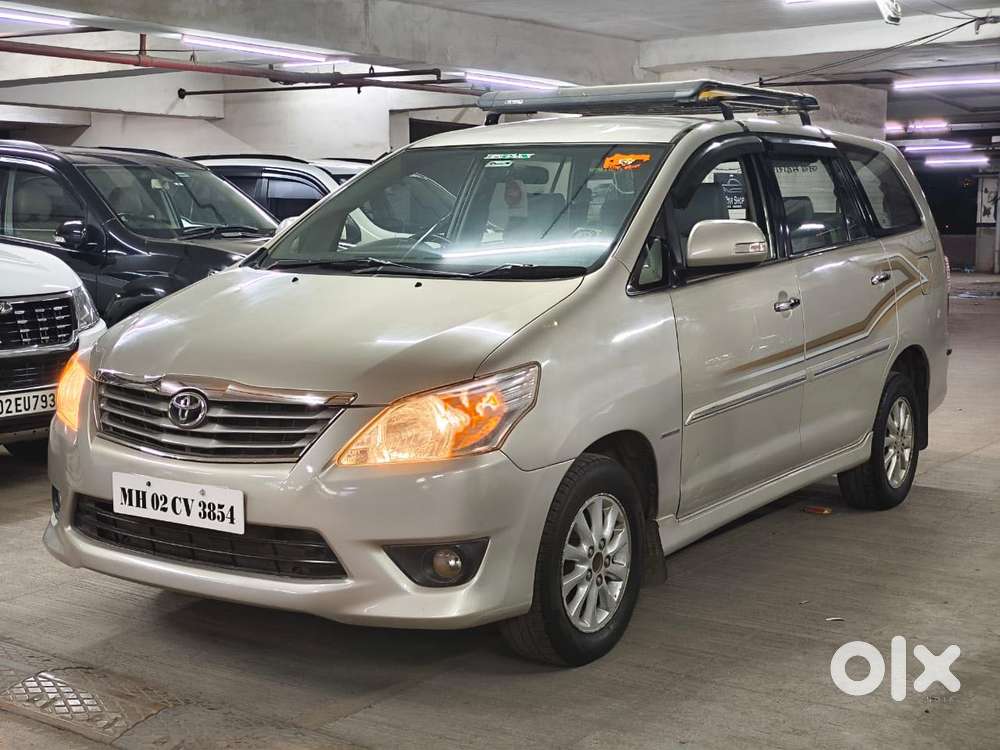 Toyota Innova 2.5 G (diesel) 8 Seater Bs Iv, 2012, Diesel