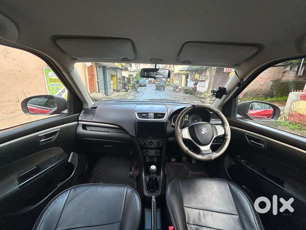 Maruti Suzuki Swift Vxi + Manual, 2012, Petrol