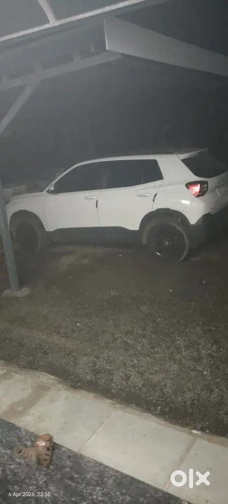 Skoda Kylaq Manual 2025 Petrol