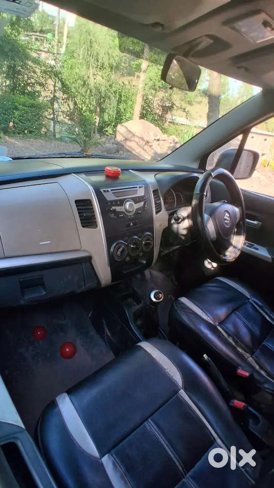 Maruti Suzuki Wagon R 1.0 2014 Silver Colour Brand New Condition