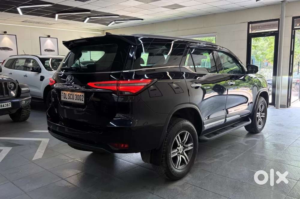 Toyota Fortuner 4x2 At 2.7 Petrol, 2022, Petrol