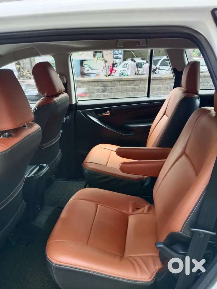 Toyota Innova Crysta 2.4 G Mt 7 Str, 2020, Diesel