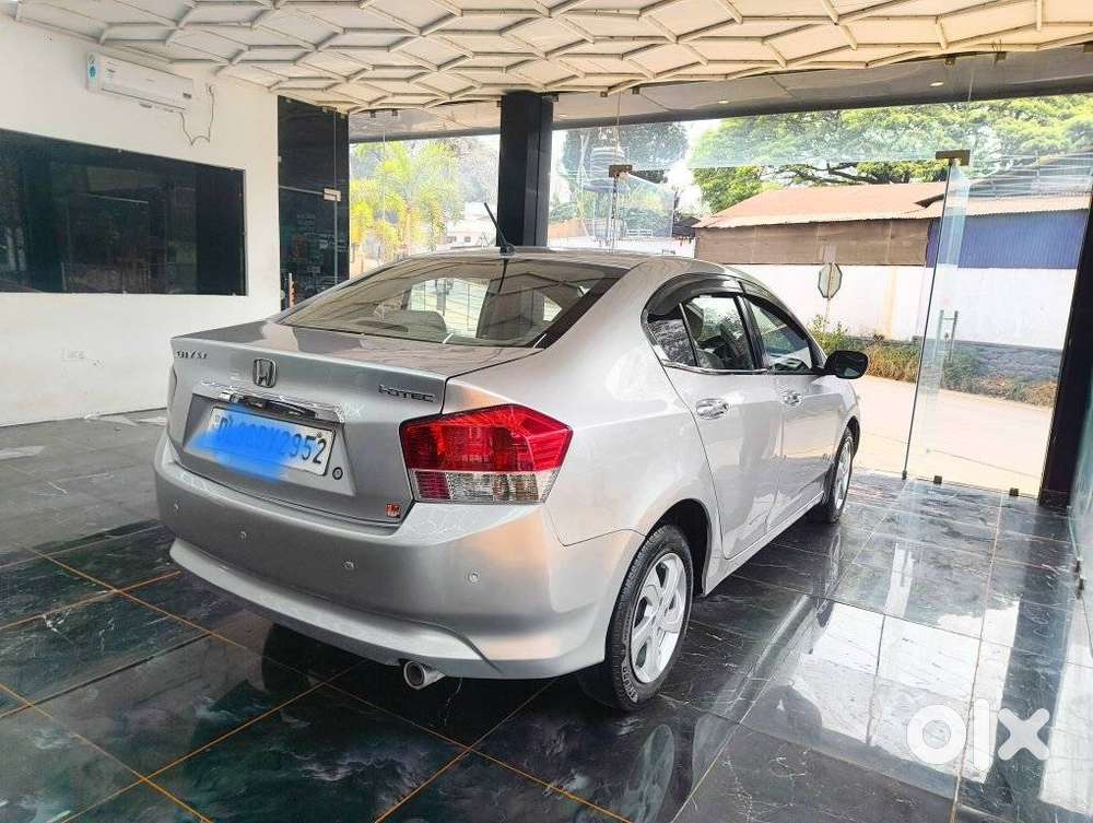 Honda City 2011-2013 V At Exclusive, 2011, Petrol