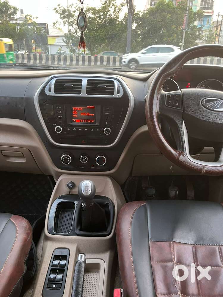 Mahindra Tuv 300 T8, 2017, Diesel