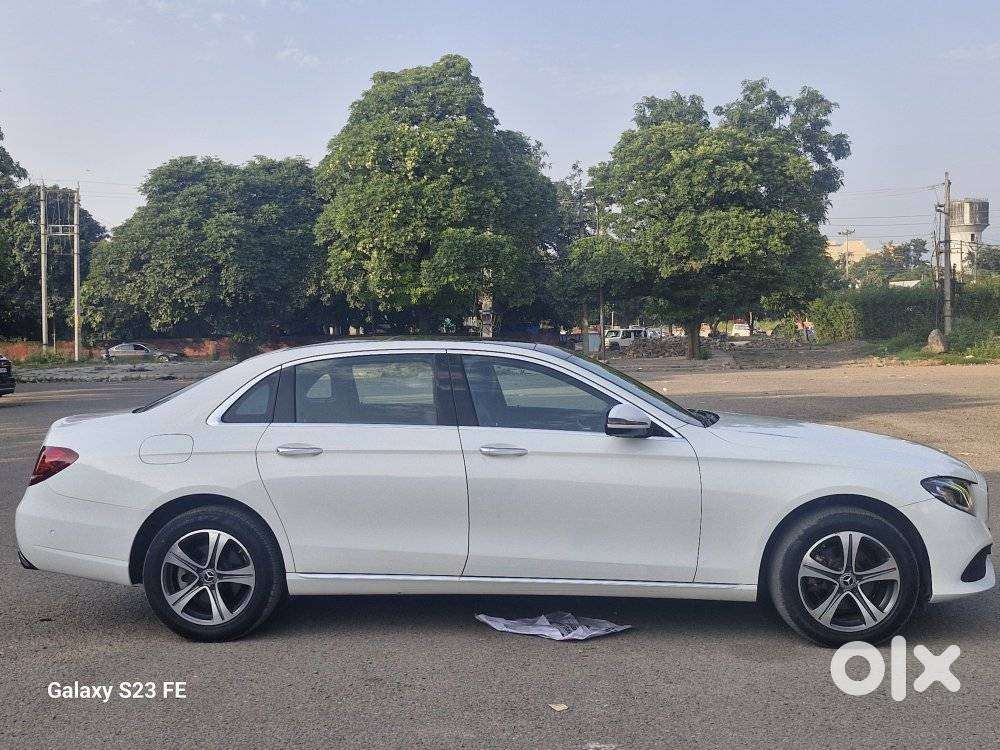 Mercedes-benz E-class E 220 D Expression, 2022, Diesel