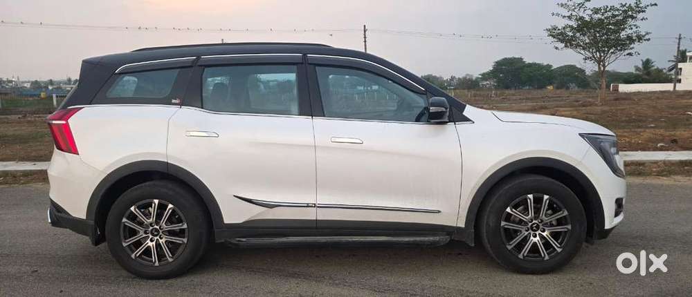 Mahindra Xuv700 Mt 2024