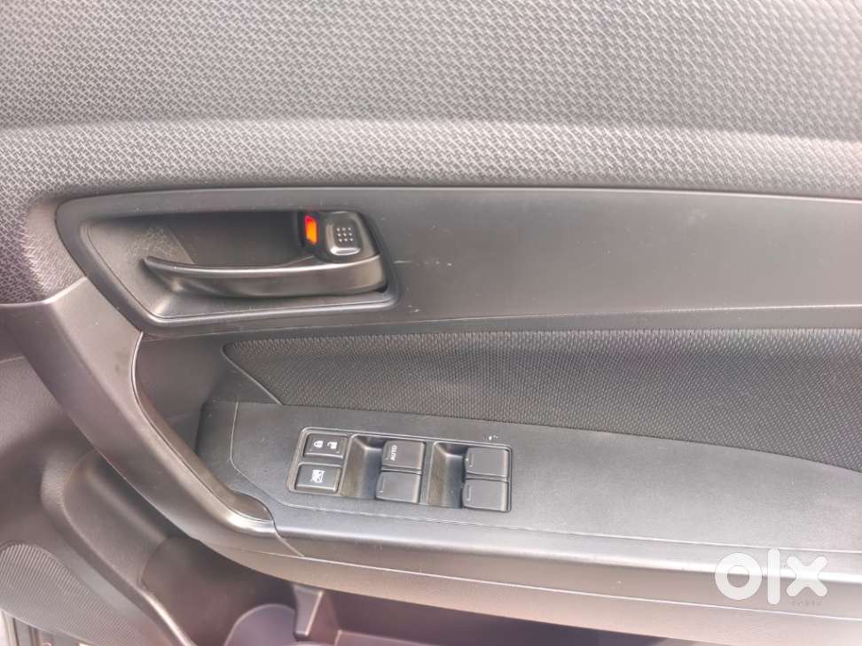 Maruti Suzuki Vitara Brezza 1.5 Vxi, 2020, Petrol