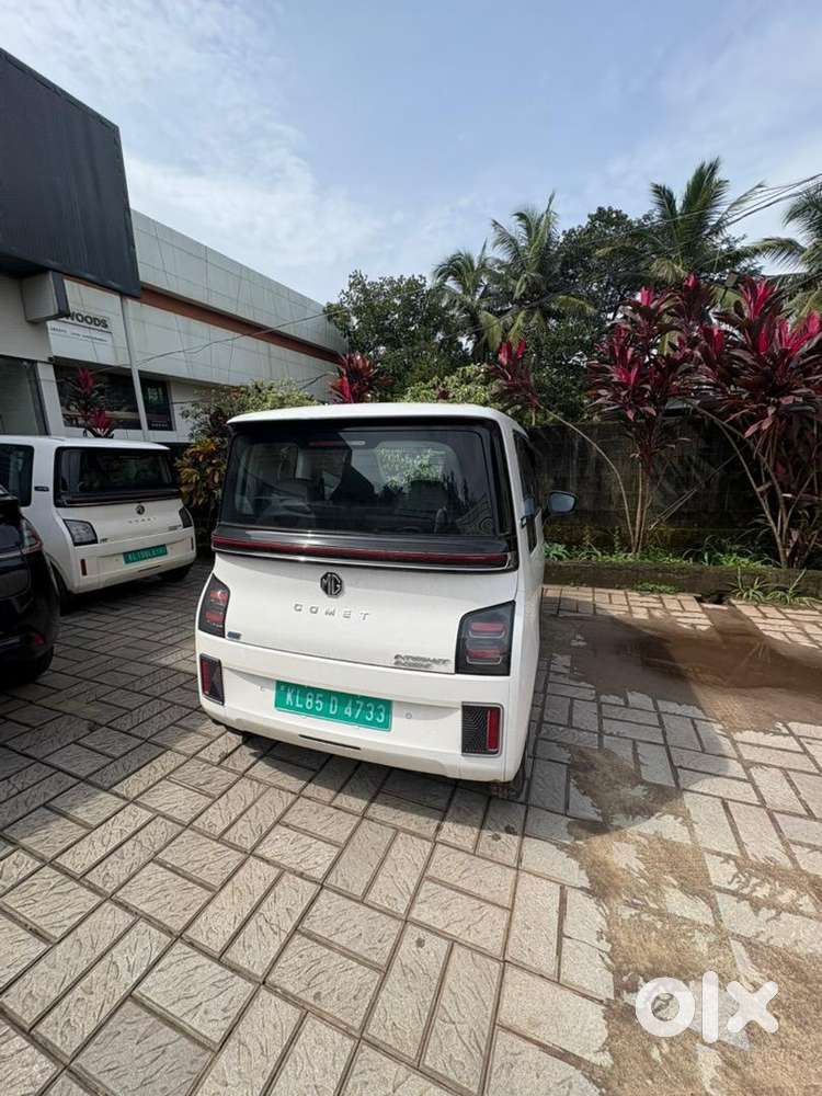 Mg Comet Ev 2025 Electric 17000 Km Driven