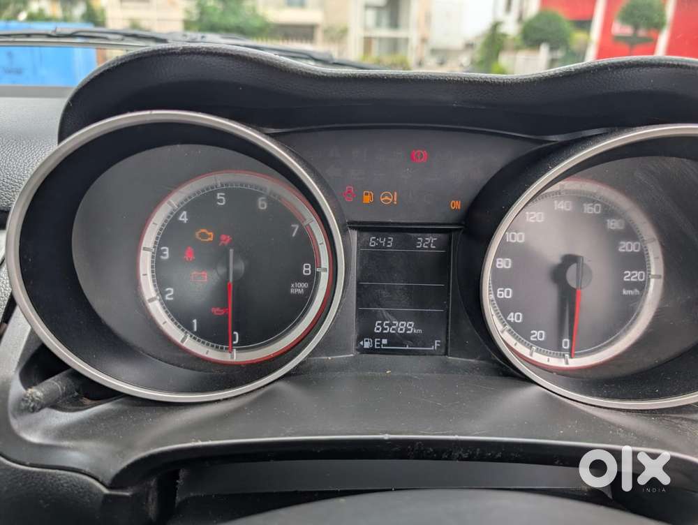 Maruti Suzuki Swift 1.3 Zxi, 2020, Petrol