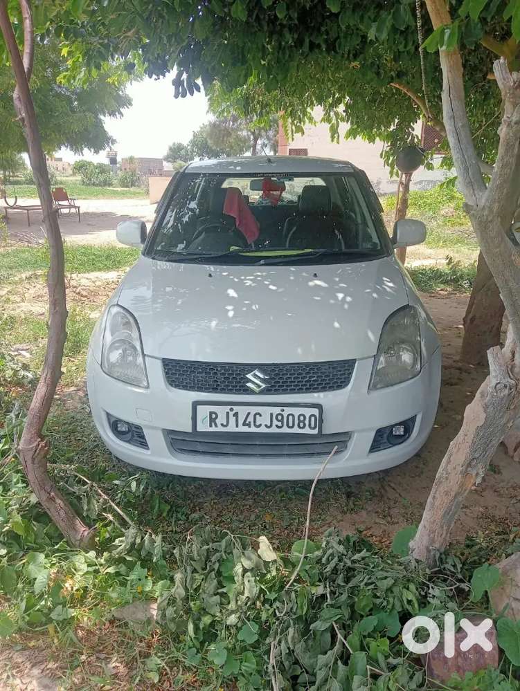 Maruti Suzuki Swift 2010 Diesel 127000 Km Driven