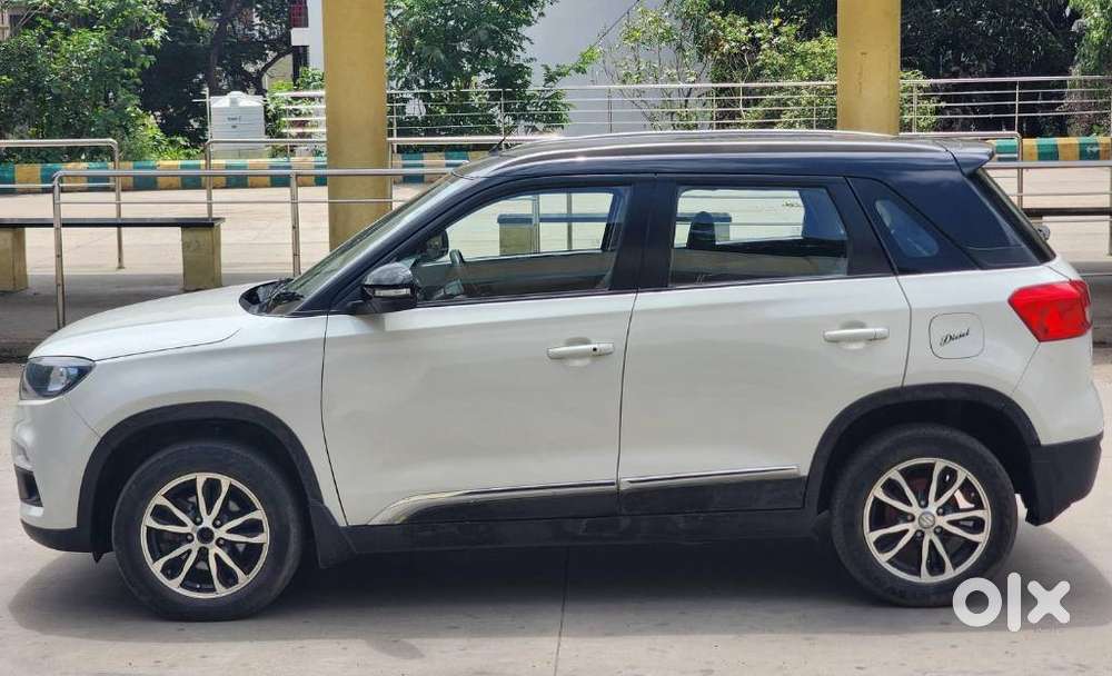 Maruti Suzuki Brezza Zdi+ Dual Tone, 2016, Diesel